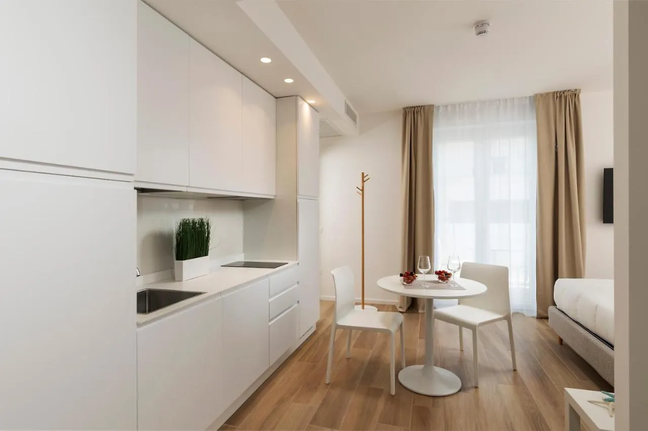 The Palm Riccione Aparthotel 0*,